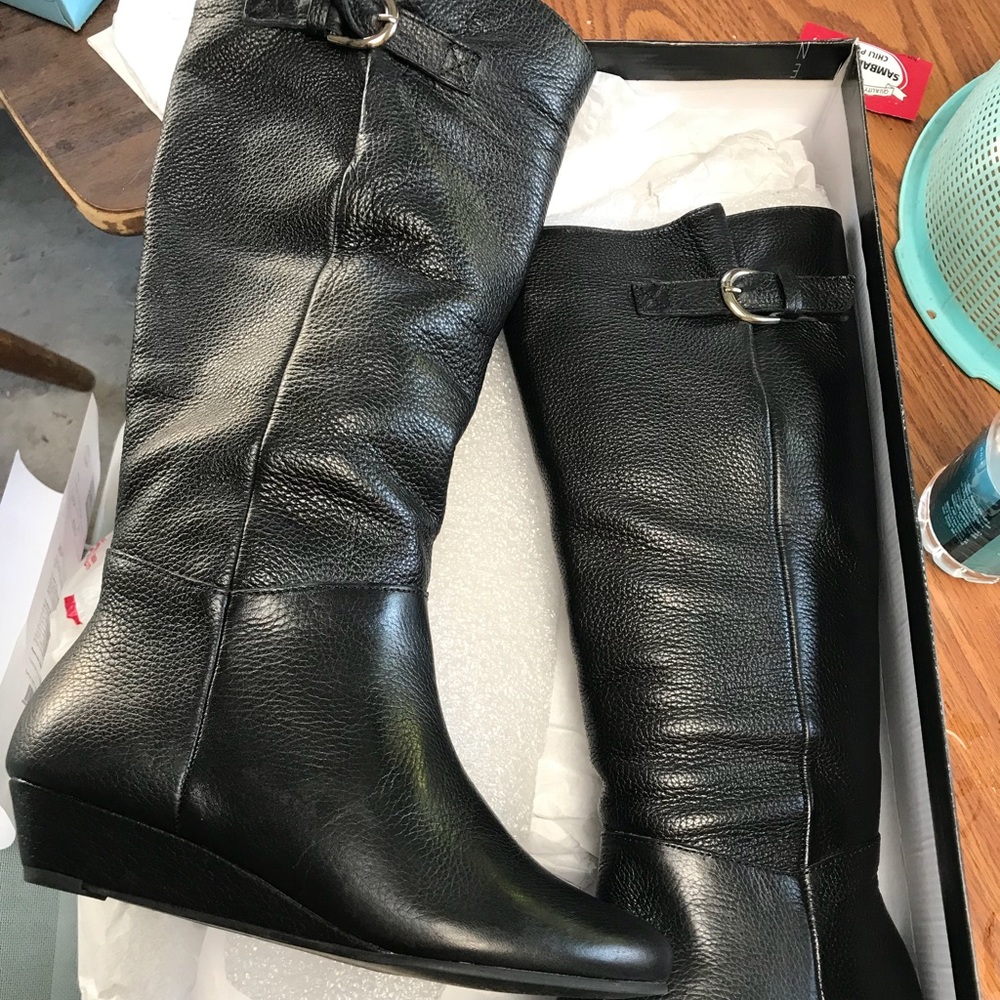 Leather boots